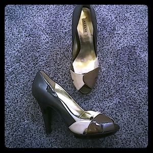 📂ALFANI Brown Patent Leather Heels Sz 7